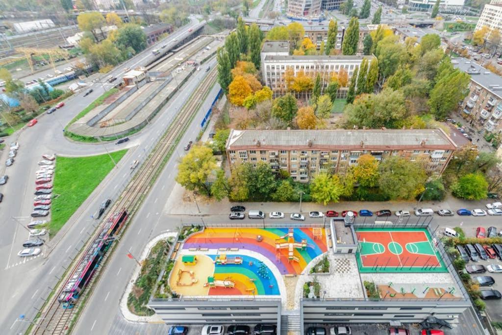 VIP - Smart Lägenhet Kiev Exteriör bild