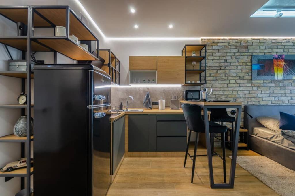 VIP - Smart Lägenhet Kiev Exteriör bild