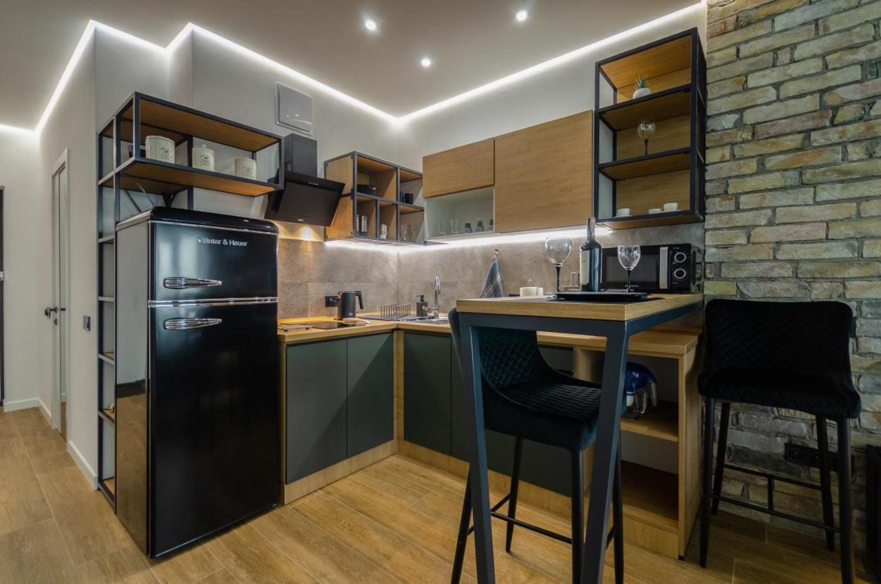 VIP - Smart Lägenhet Kiev Exteriör bild